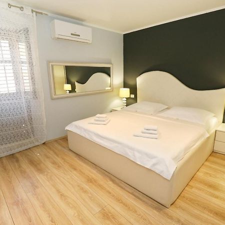 Apartman Gentile Apartment Split Bagian luar foto
